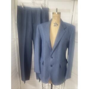 Vintage 2 Piece Levi’s Menswear Action Suit Blue Jacket Sport Coat Pants 40L